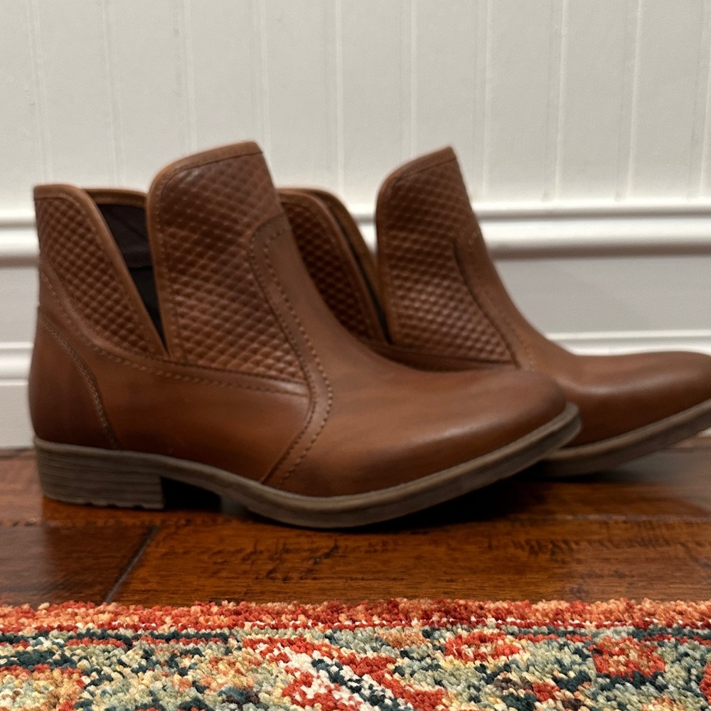 ROAN Ankle Boots for Women